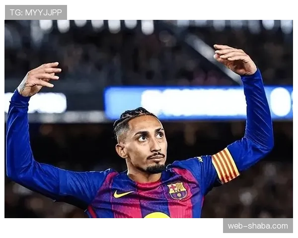 萨卡 vs 拉菲尼亚：右边锋进攻效率与战术适配对比