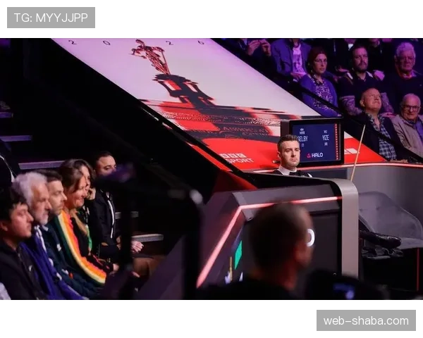 理查德·汉密尔顿无球跑动效率提升，助活塞关键时刻拉开比分